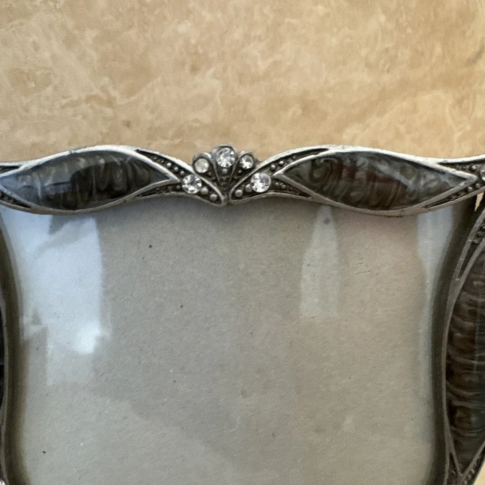Pewter Finish with Jewel Accents Photo Picture Frame Holds 4x6 Photo Art Stand